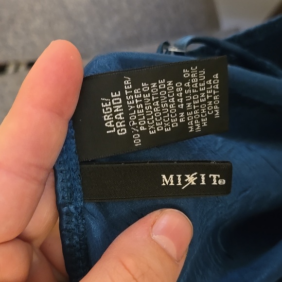 Y2k Silky Teal Tank Top - Picture 7 of 7